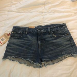 Boyfriend Cut Jean Shorts